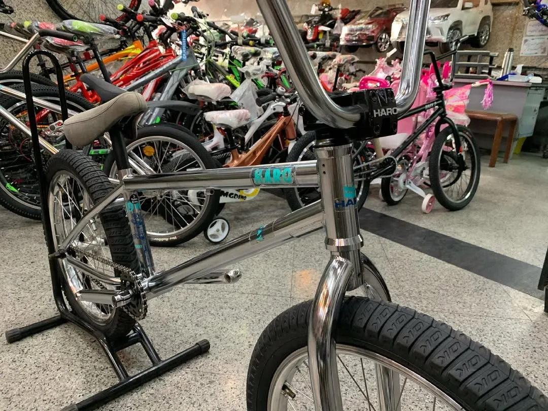 دوچرخه BMX اکبند