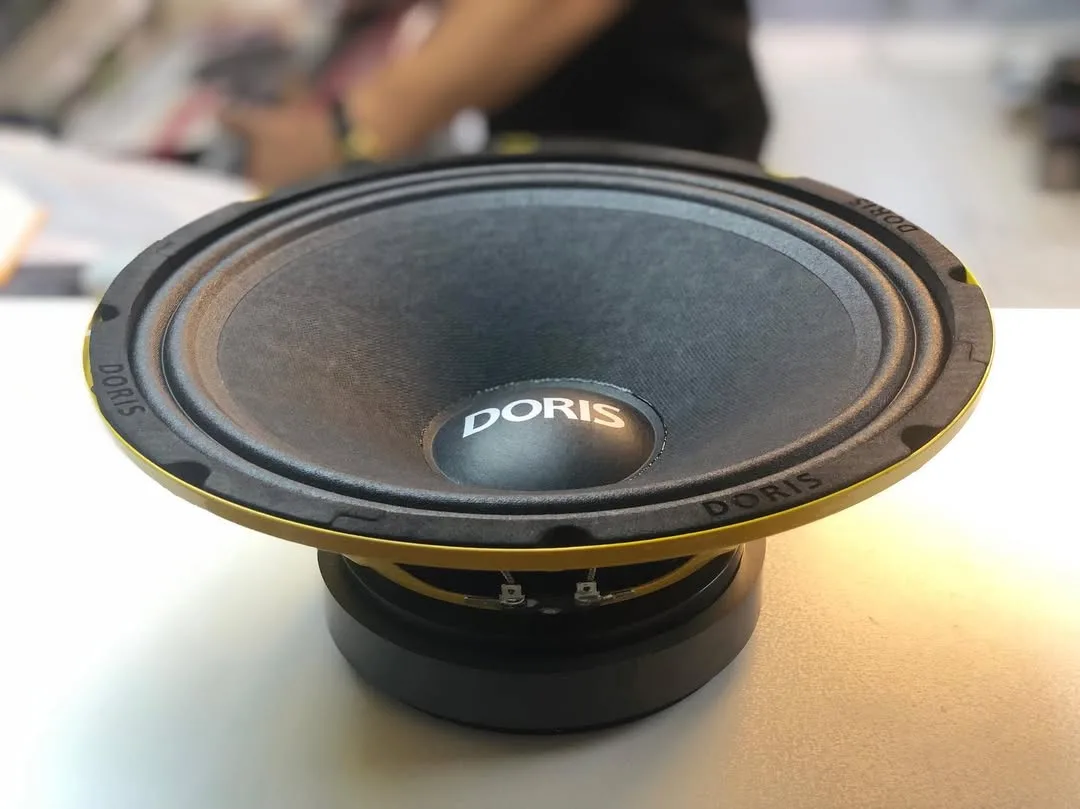 میدرنج خودرو OR-C1004، رنگ مشکی و طلایی، جنس پلاستیک و فلز، دایره‌ای با لبه طلایی