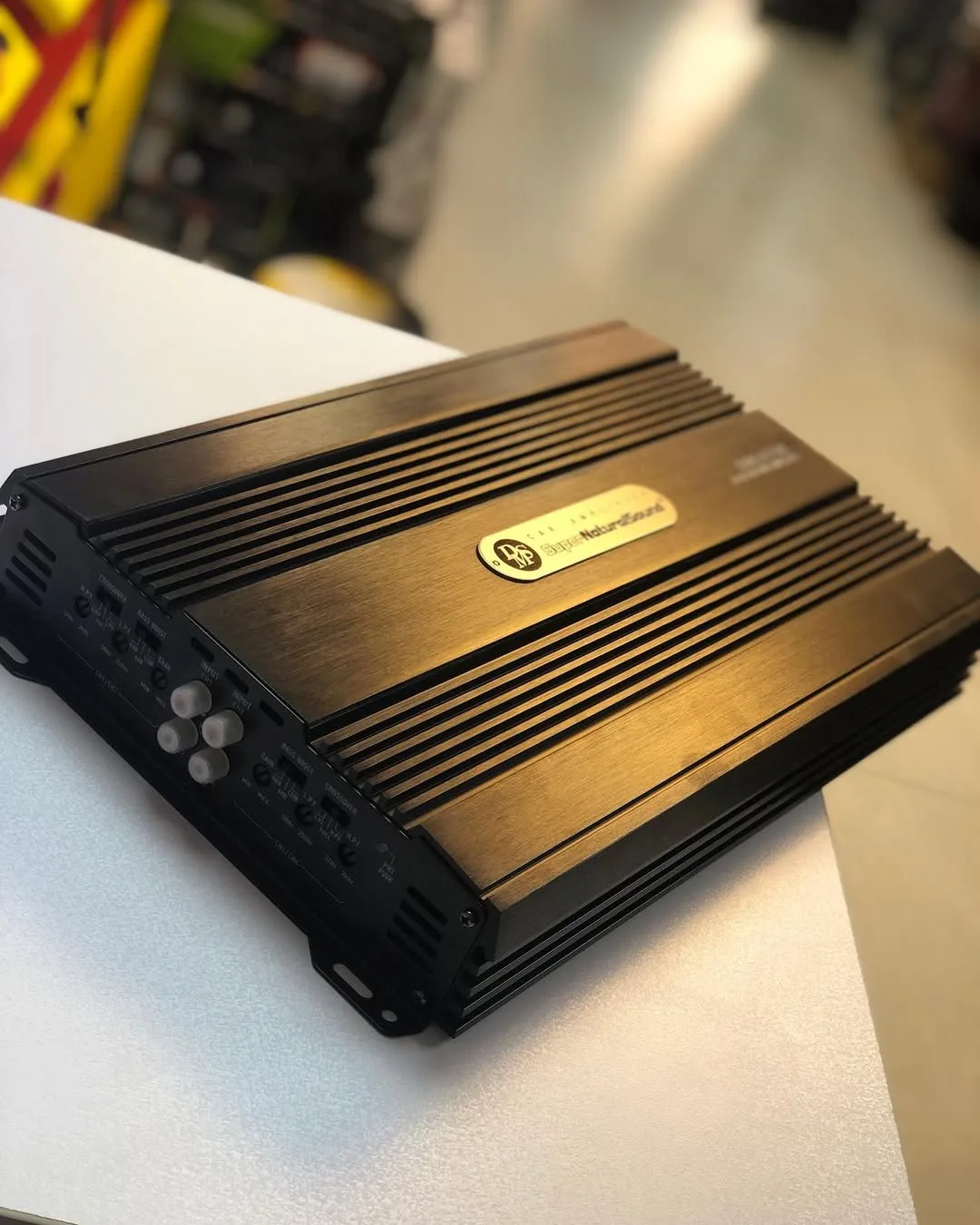 آمپلی‌فایر خودرو DMC 4150، رنگ مشکی، جنس فلز، مستطیلی