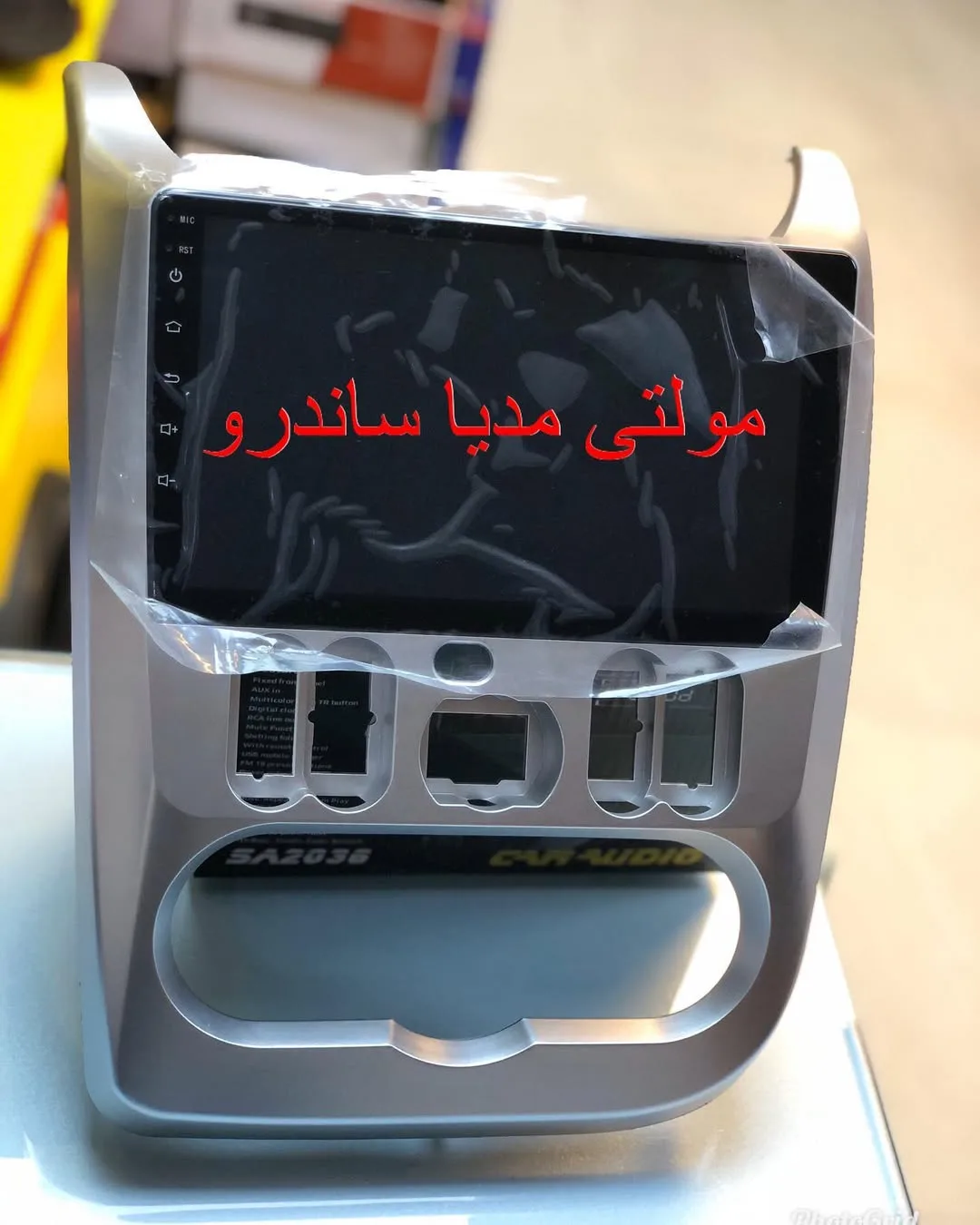 مولتی مدیا ساندرو ۱۰ اینچ اندروید، رنگ نقره‌ای و مشکی، جنس پلاستیک و شیشه، لمسی، مستطیلی