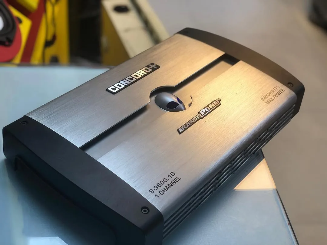 آمپلی فایر مونو S-3600.1 کنکورد، رنگ نقره‌ای و مشکی، جنس فلز و پلاستیک، مستطیلی تخت