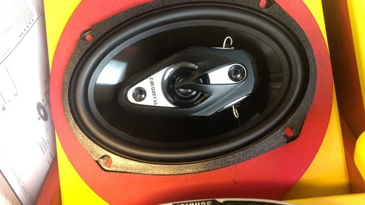 باند بیضی خودرو CRX-6985 ۴۵۰ وات کاروزریا، رنگ سیاه و نقره‌ای، جنس پلاستیک و فلز، کواکسیال