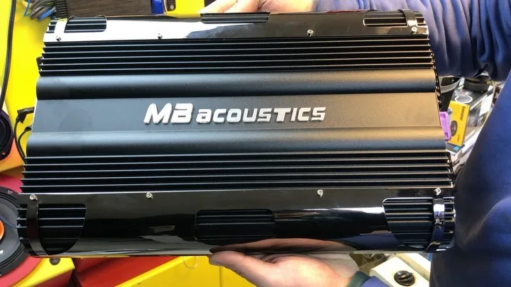 آمپلی فایر ۴ کانال MBA-9800 XL2 ام بی اکوستیک، رنگ مشکی، جنس فلز، مستطیلی