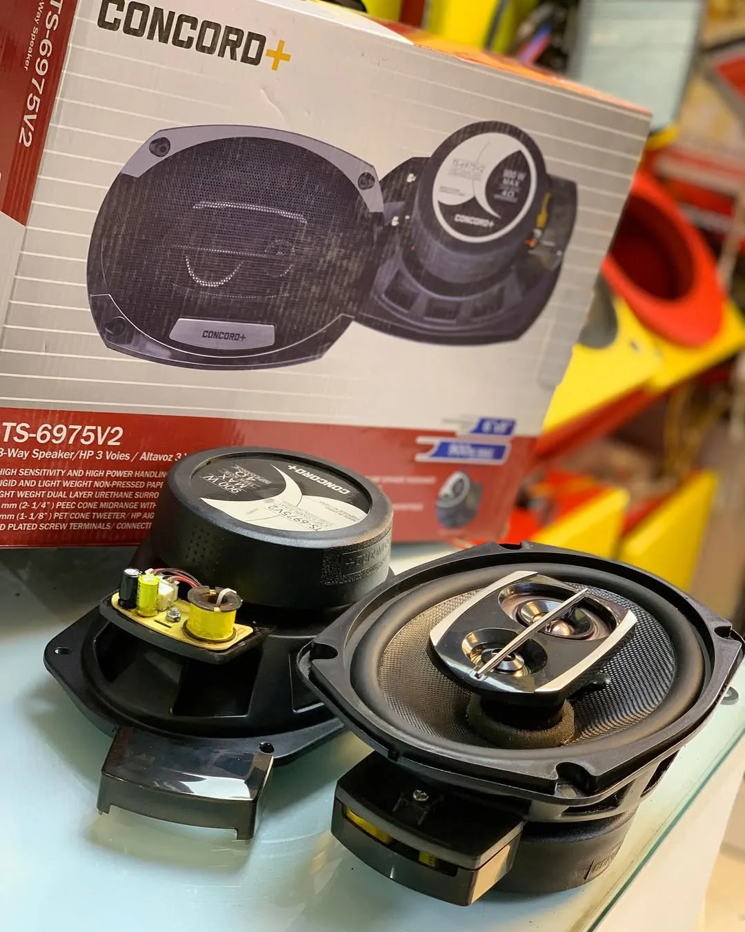 باند خودرو ۹۰۰ وات TS-6975V2 کنکورد پلاس