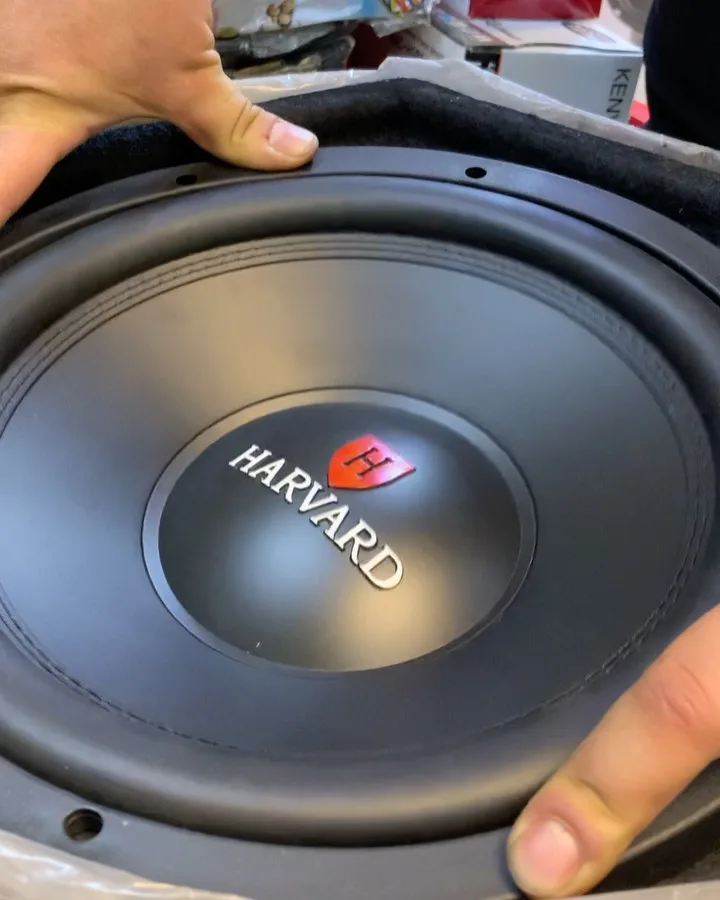 ساب ووفر خودرو هاروارد HM-124، رنگ مشکی، ساب‌ووفر خودرو گرد