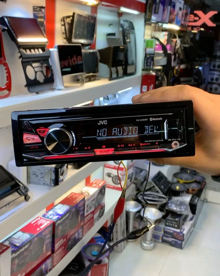 ضبط ماشین KD-X330 BT، رنگ مشکی و قرمز، جنس پلاستیک، تک‌دین