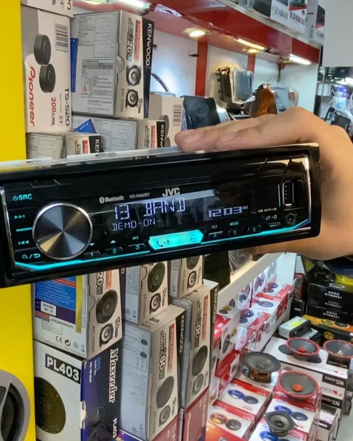 دکلس خودرو پنل جدا JVC