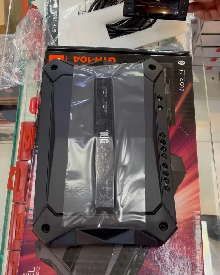 آمپلی فایر JBL بلوتوث دار، رنگ مشکی، جنس فلز و پلاستیک، مستطیلی