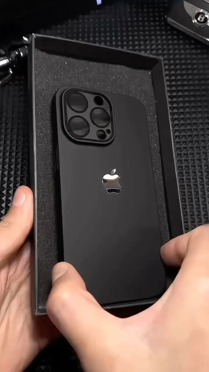 قاب گوشی PC همراه گلس لنز، رنگ مشکی، جنس پلاستیک و سیلیکون، قاب محافظ گوشی