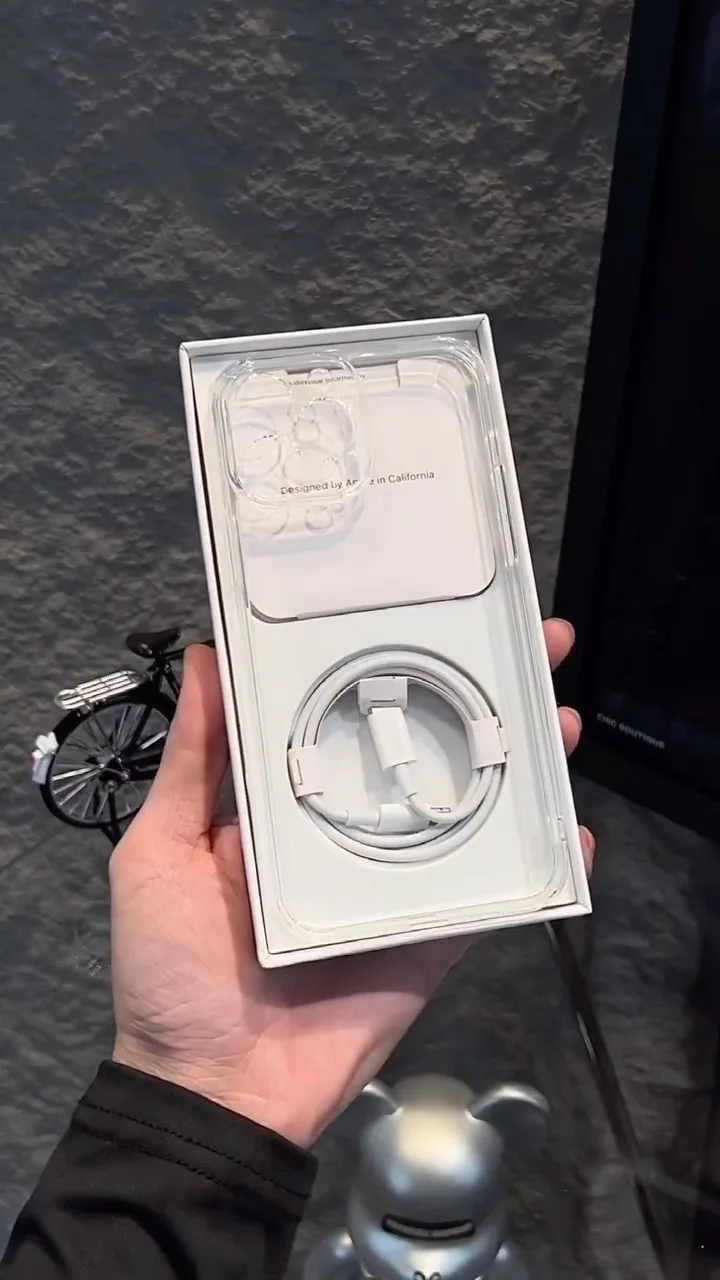 گارد space محافظ لنزدار