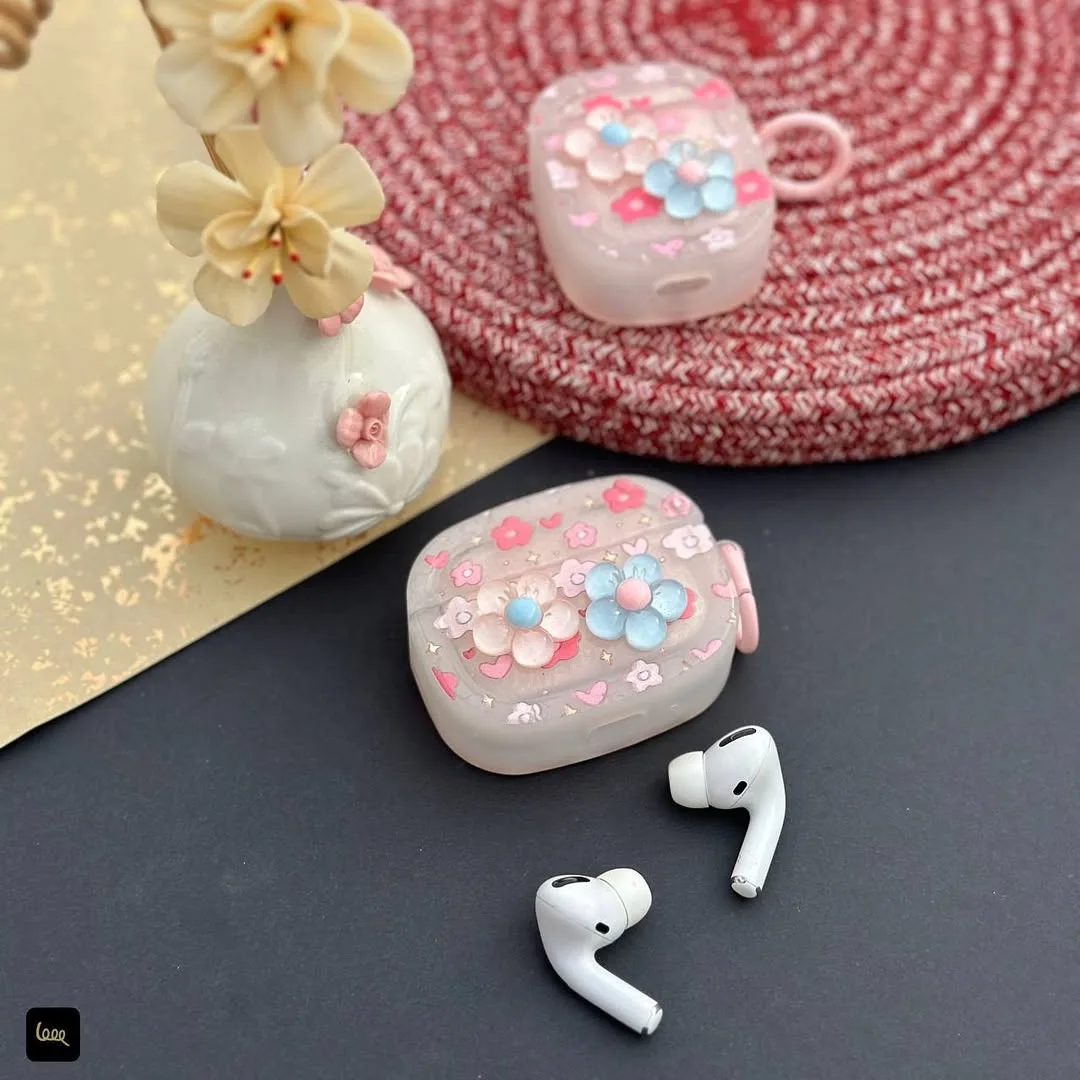 کاور ایرپاد گل‌دار با آویز — عکس ۵
