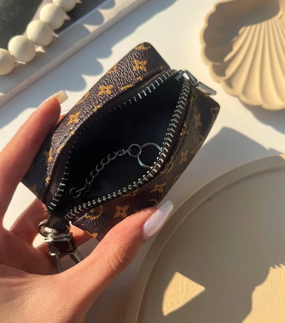 جاکلیدی چرمی با آویز کمری — عکس ۲