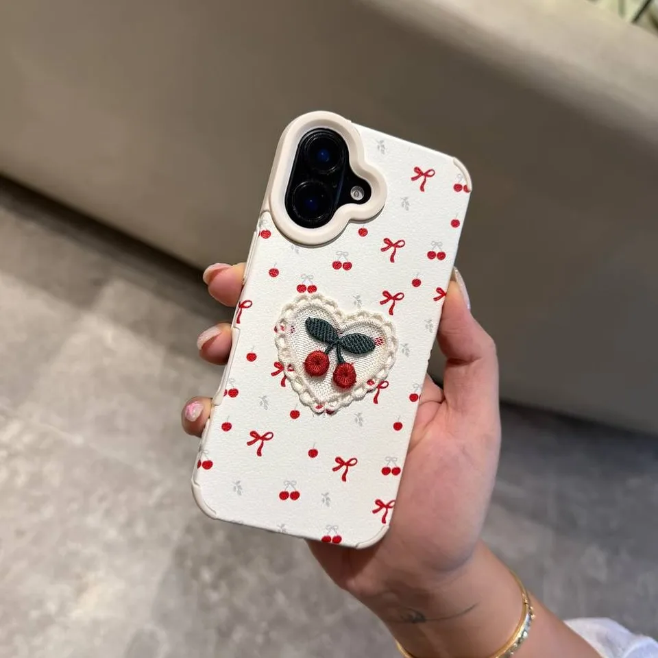 قاب گیلاس لاو — عکس ۲