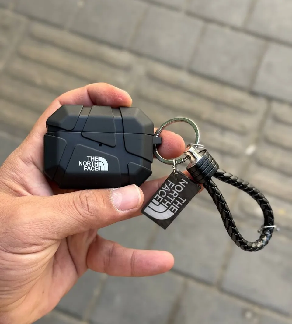 قاب ۳۶۰ طرح کوهنوردی و کاور ایرپاد — عکس ۲