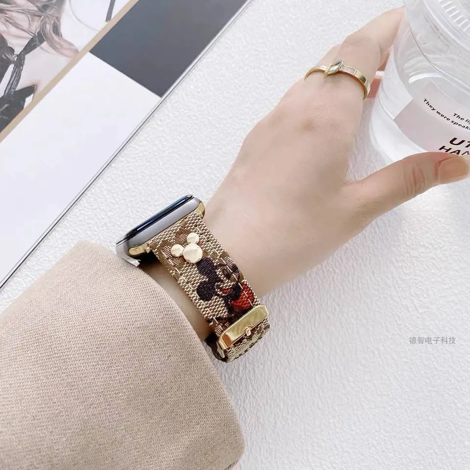 بند چرمی اپل واچ میکی دورنگ — عکس ۲