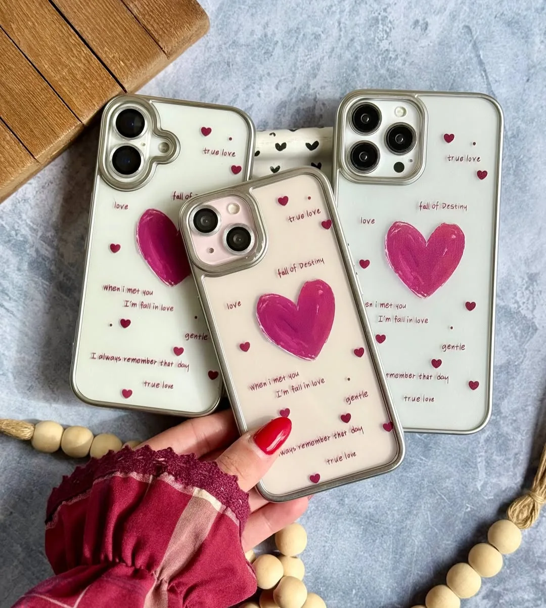 قاب شفاف True Love — عکس ۵