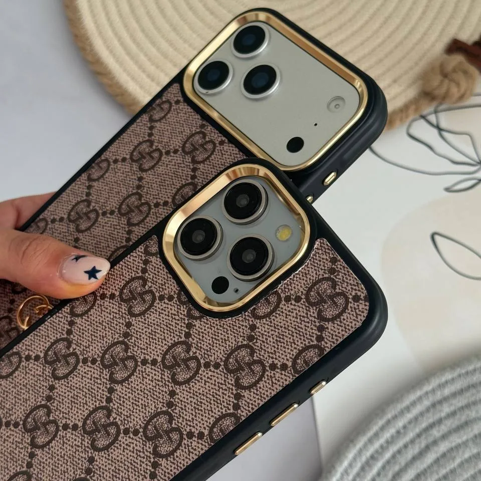 قاب چرم PU مونوگرام — عکس ۳