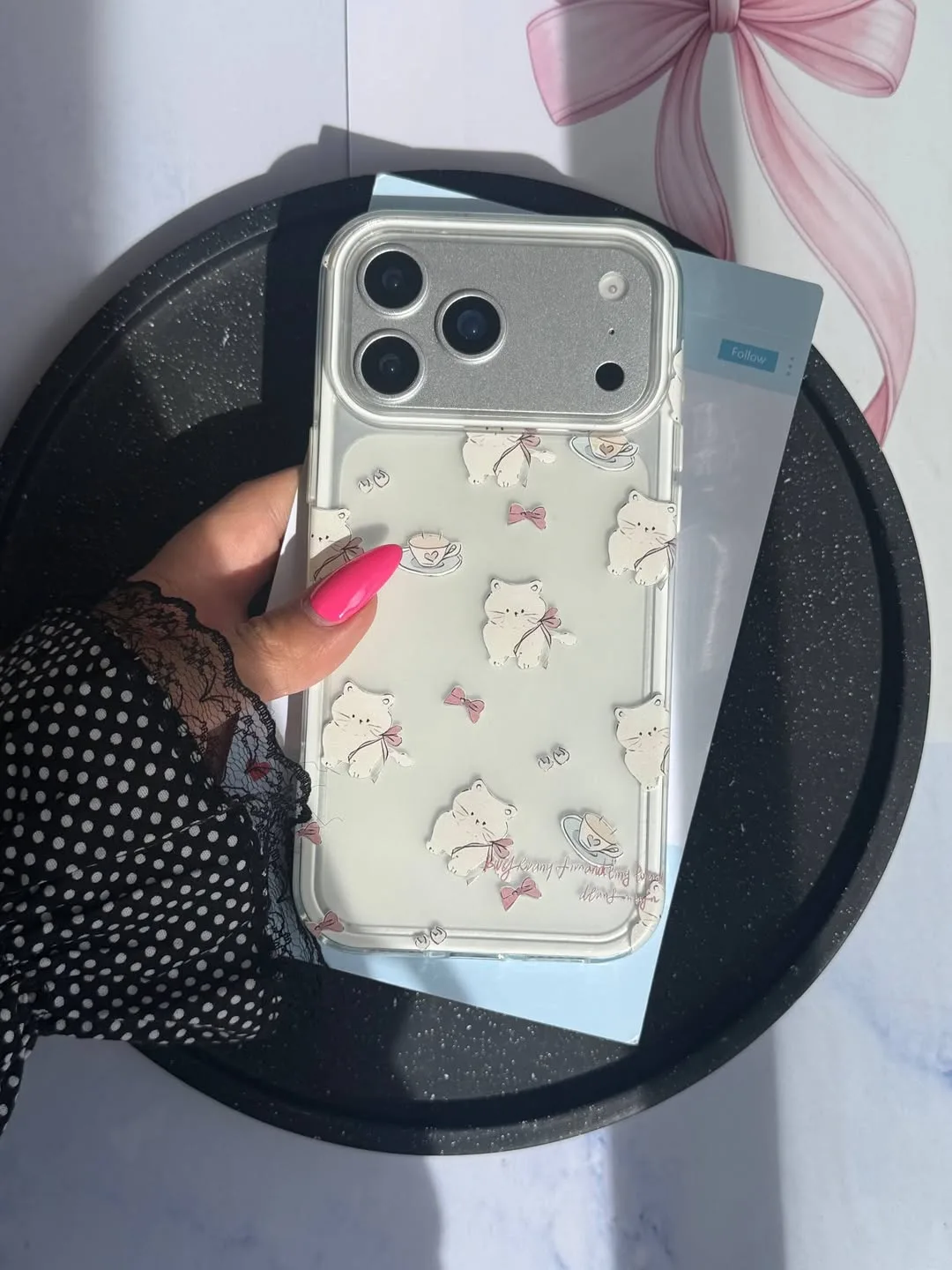 قاب چای و گربه پشت طلق — عکس ۳