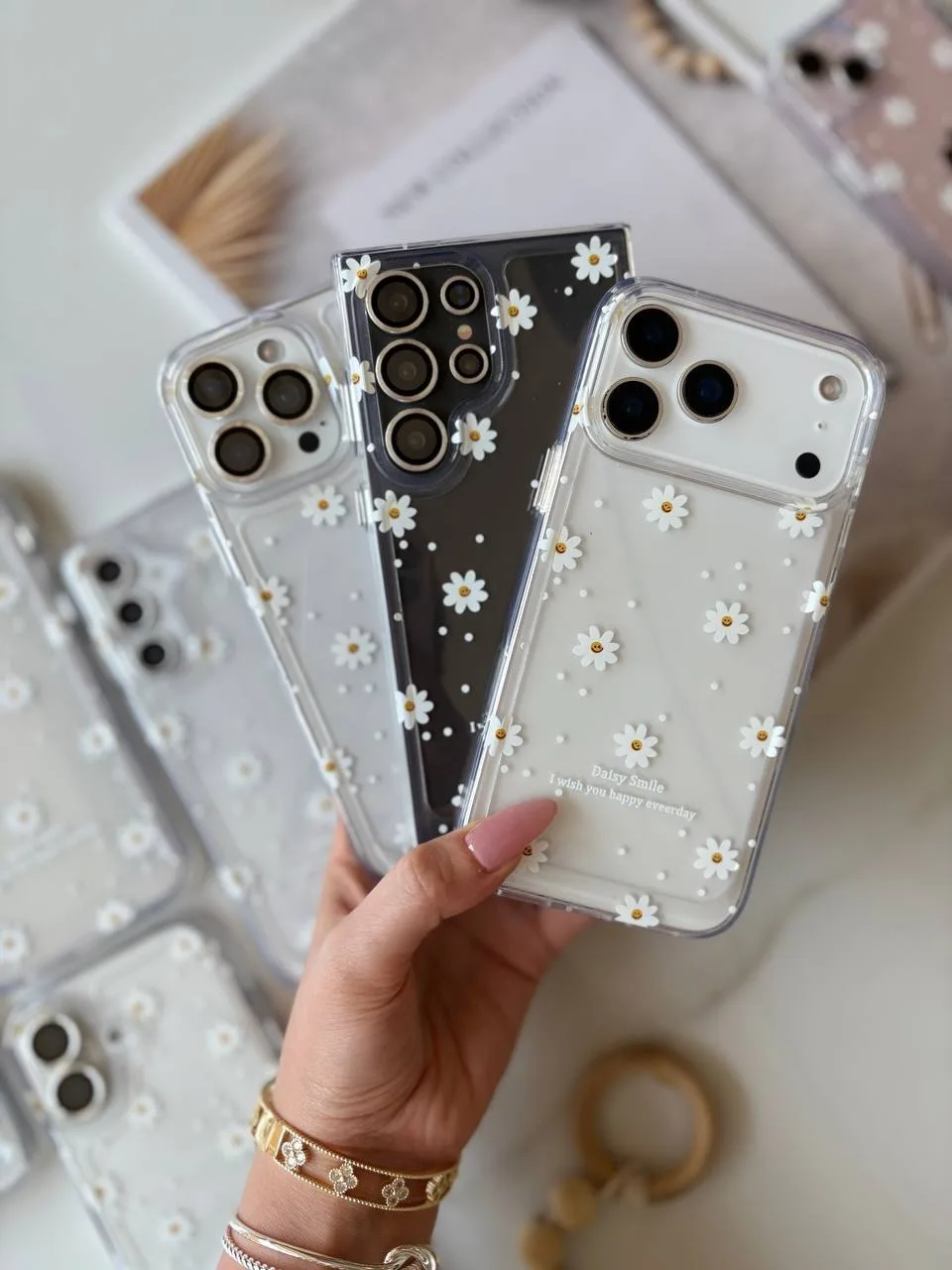 قاب شیشه‌ای گل بابونه پشت طلق — عکس ۱۱