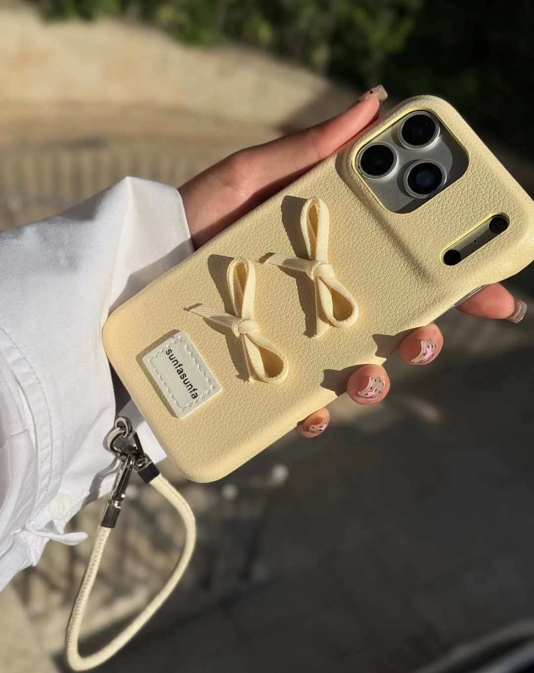 قاب چرمی پاپیون لیمویی — عکس ۱۱