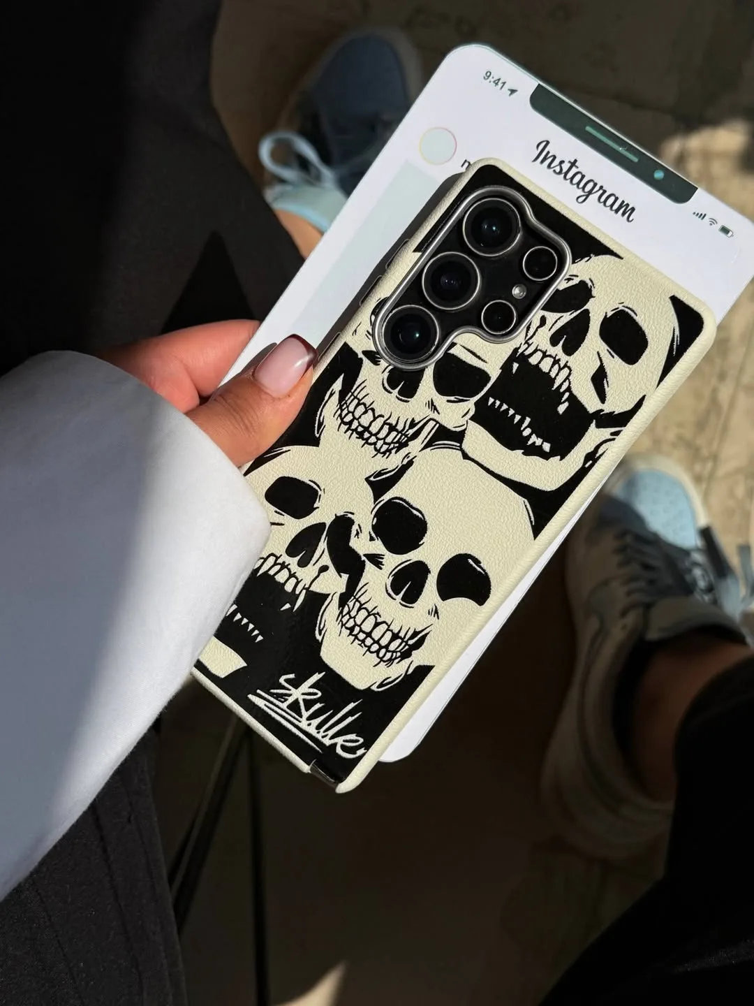 قاب چرمی اسکلت — عکس ۳