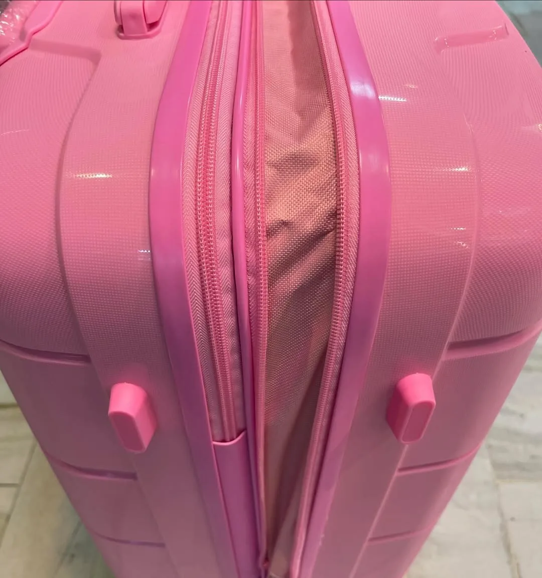 چمدان — عکس ۷