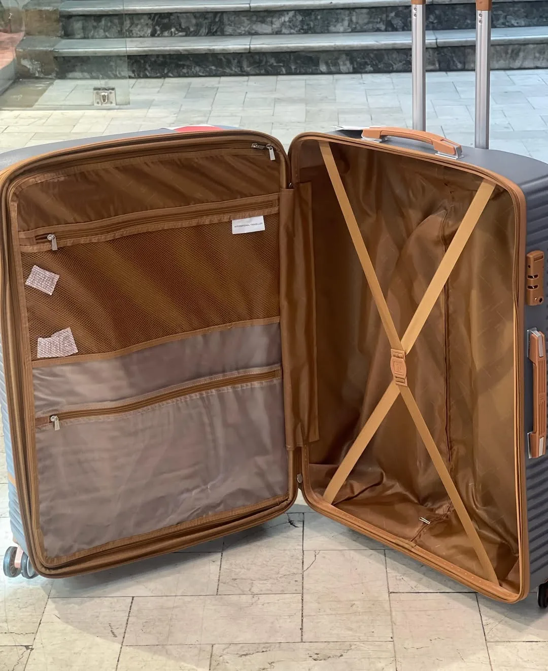 چمدان سایز بزرگ — عکس ۸