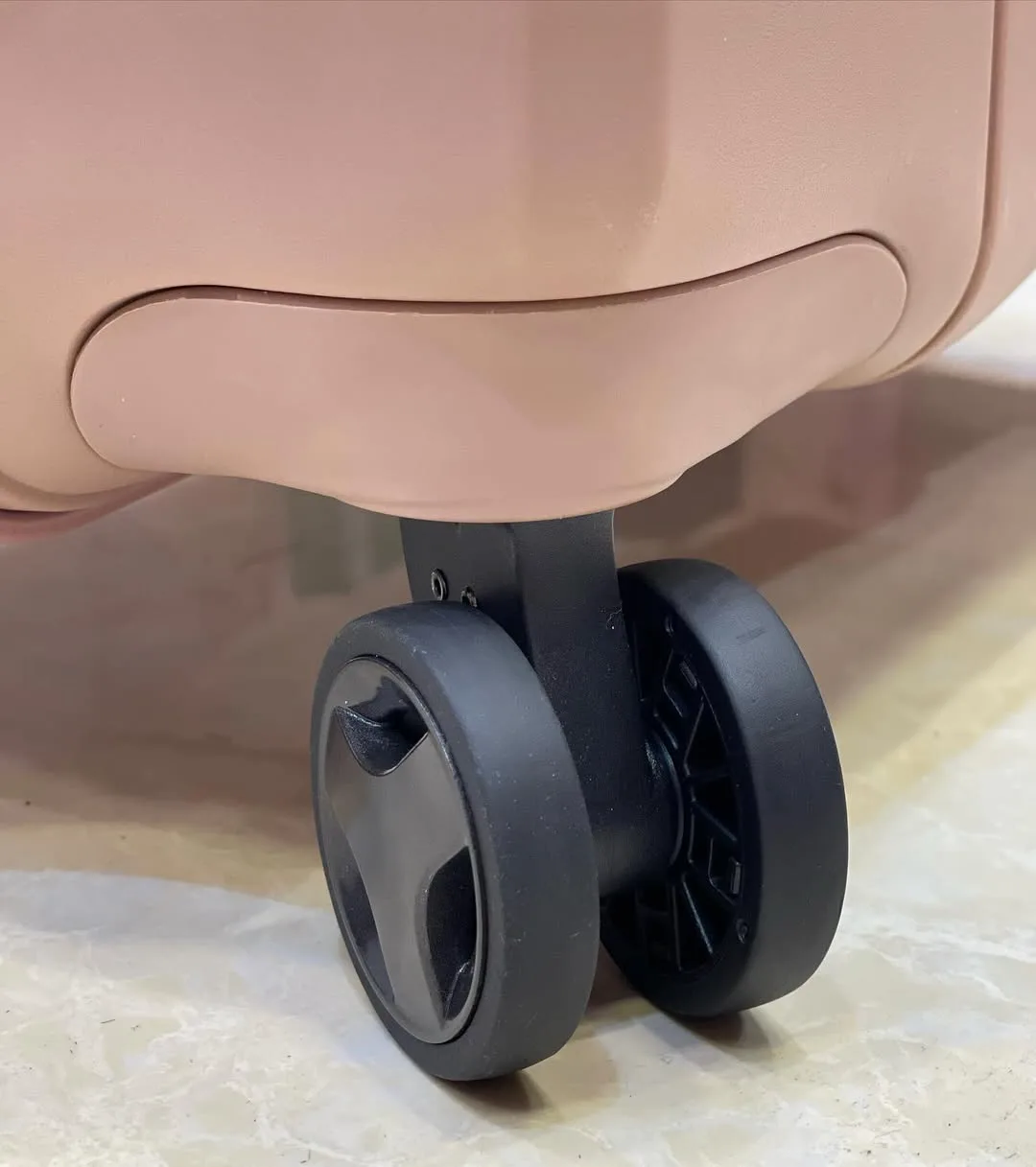 ست چمدان — عکس ۳