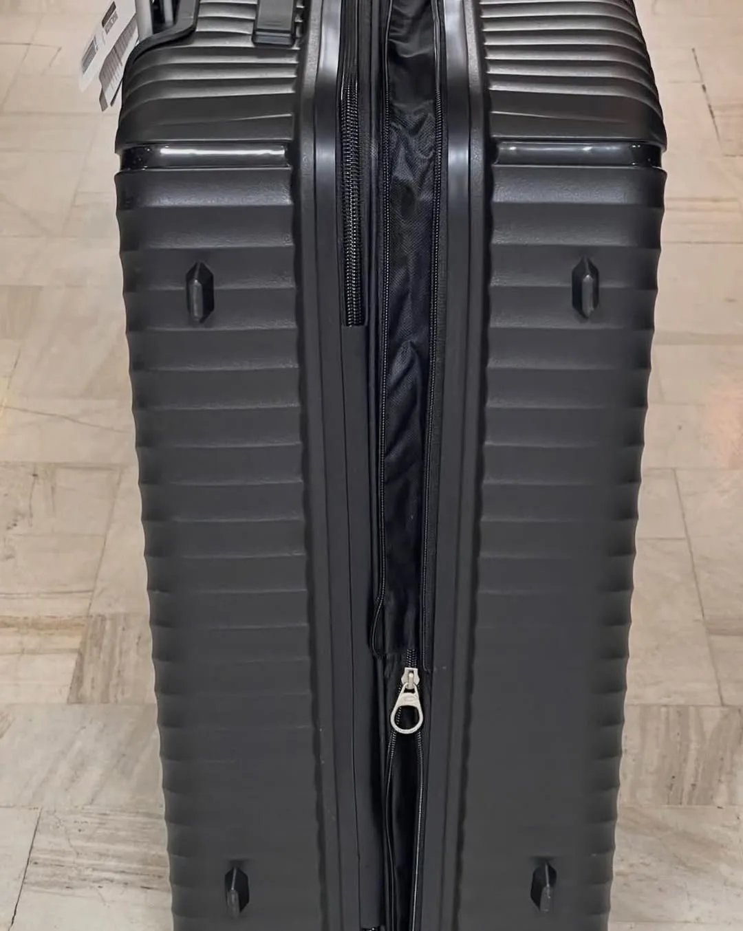 چمدان — عکس ۷