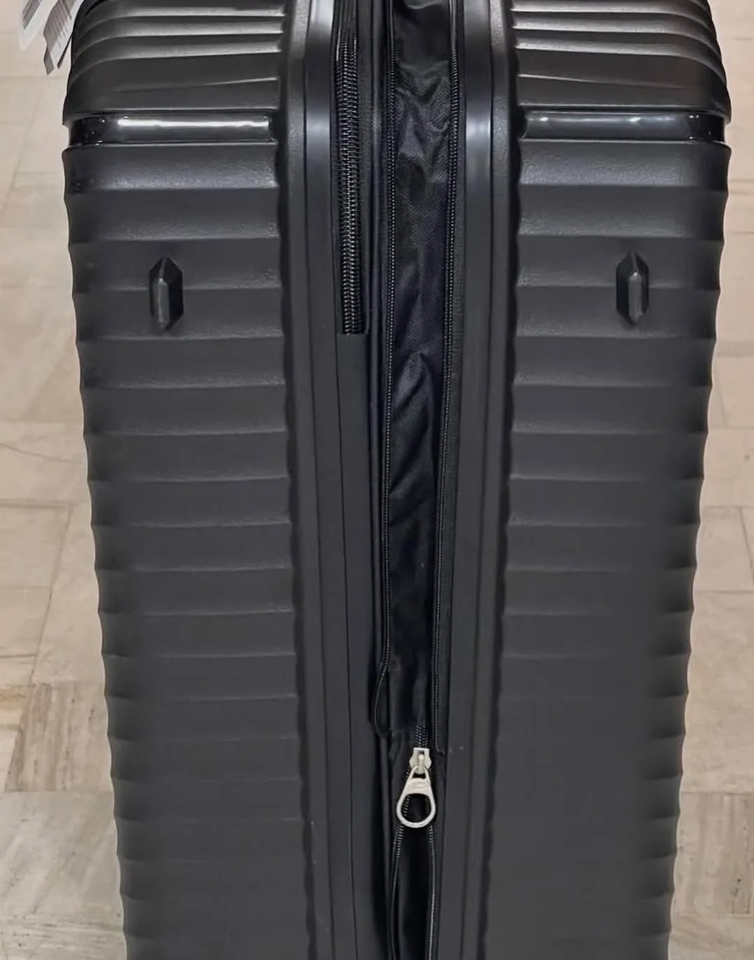 چمدان — عکس ۸