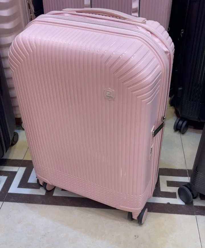 چمدان کوچک ۵۰ بدون چرخ — عکس ۲