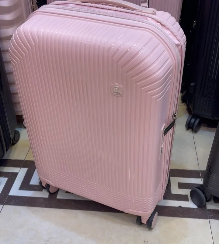 چمدان کوچک ۵۰ بدون چرخ — عکس ۲
