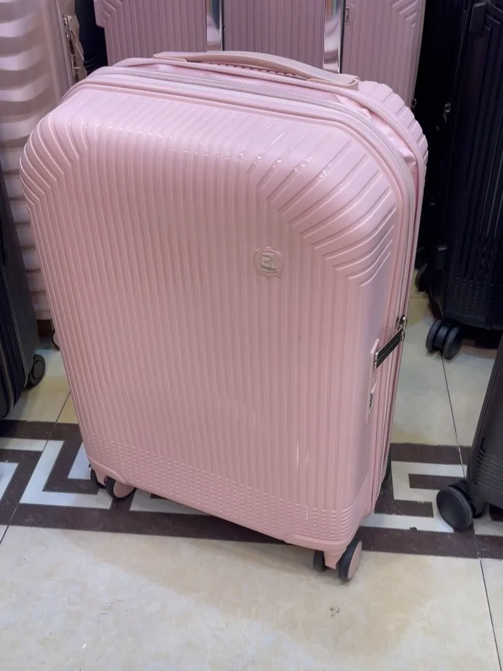 چمدان کوچک ۵۰ بدون چرخ — عکس ۲