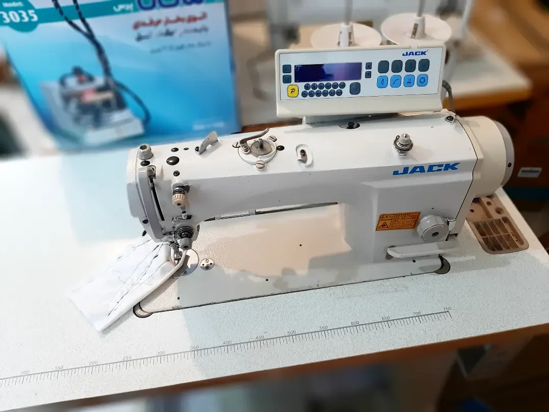 چرخ راسته کامپیوتری ۸۹۹۱، رنگ سفید، جنس فلز، صنعتی، دیجیتال