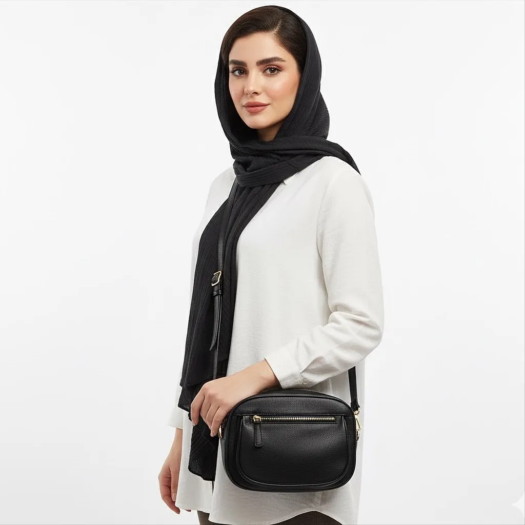 کیف دوشی زنانه، رنگ مشکی، جنس چرم، کیف دوشی مستطیلی