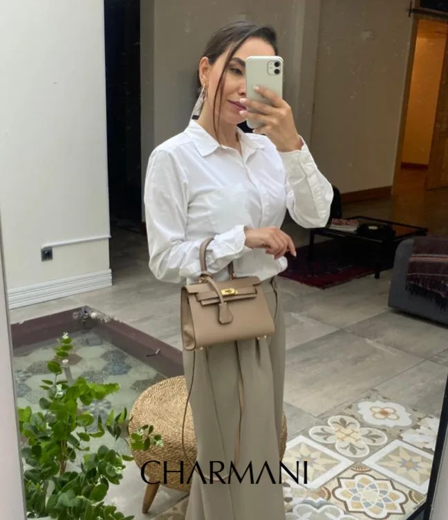 کیف زنانه چرم طبیعی ۱۲۲۱، رنگ بژ، دستی و کوچک