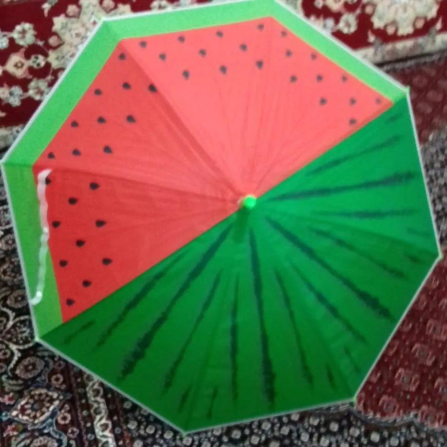 چتر بچگانه طرح میوه تاپ، رنگ قرمز و سبز، مدل هندوانه