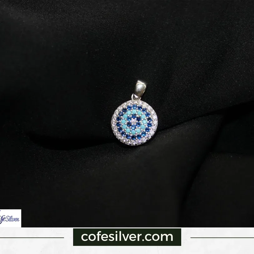 گردنبند نقره ۱.۷ گرم، رنگ نقره‌ای و آبی، جنس فلز و سنگ، آویز گردςنی دایره‌ای