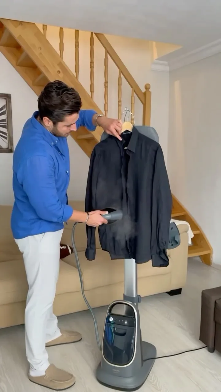 بخارگر ایستاده لباس، رنگ خاکستری، جنس پلاستیک و فلز