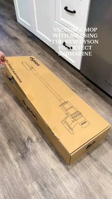 جارو شارژی V15s Detect Submarine، رنگ قهوه‌ای، جنس مقوا، جعبه کالا