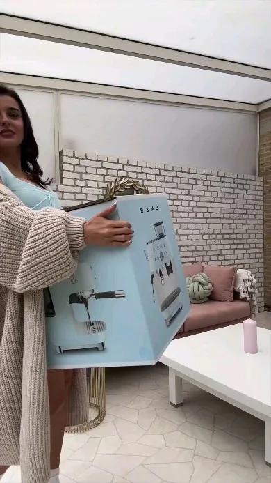 اسپرسوساز اسمگ با آسیاب قهوه، رنگ سفید، خانگی
