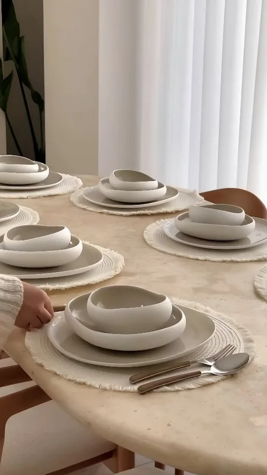 سرویس غذاخوری کاراجا