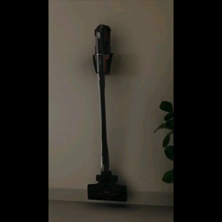 جاروشارژی میله مدل Triflex HX1، رنگ مشکی و قرمز، جنس پلاستیک و فلز، استیک، دستی
