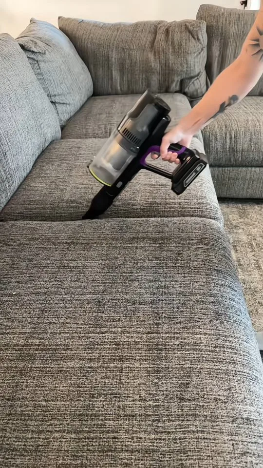 جاروشارژی PowerClean FurGuard Bissell، رنگ مشکی و خاکستری، جنس پلاستیک، دستی کوچک