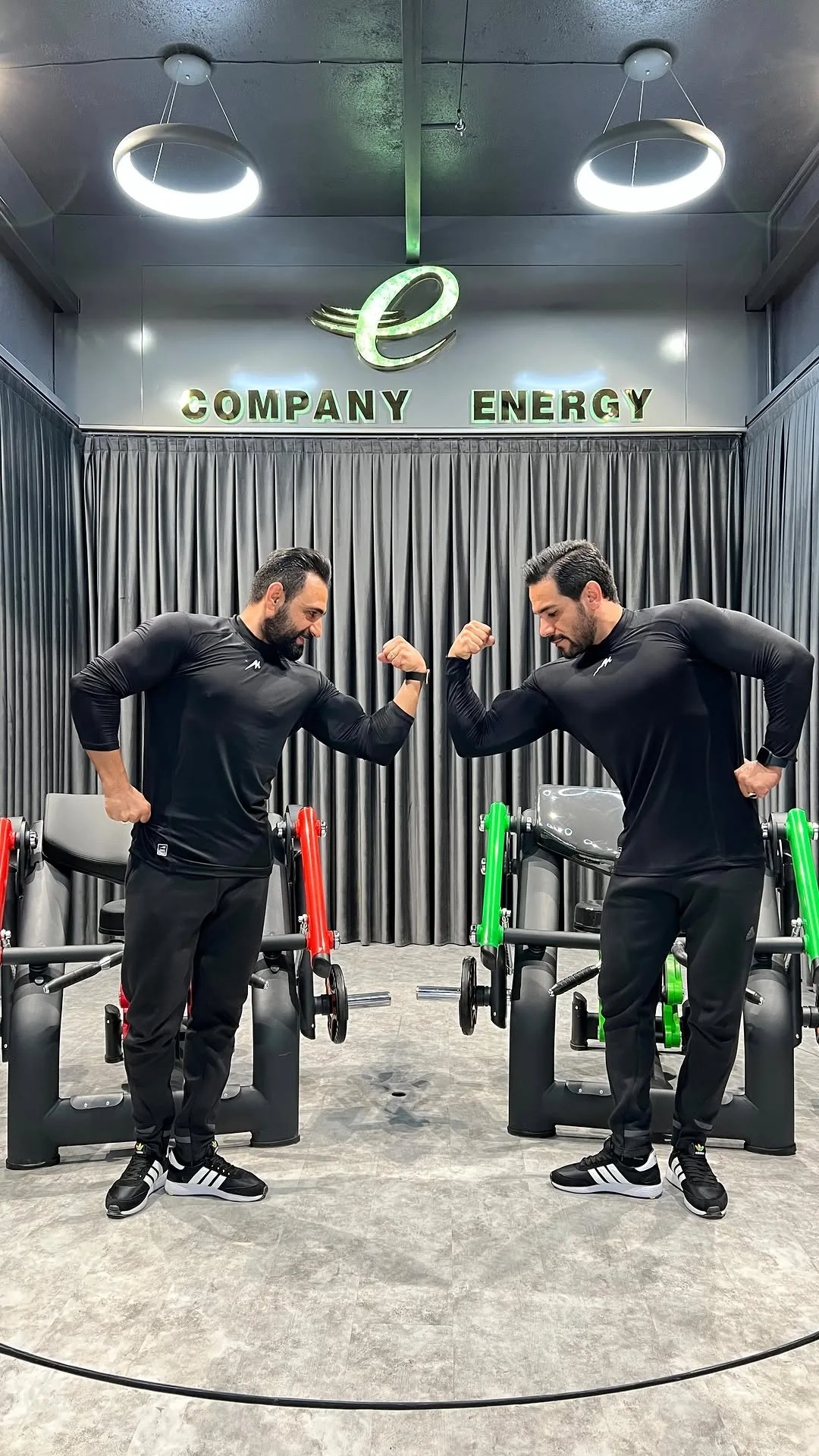 دستگاه جلو بازو وزنه آزاد