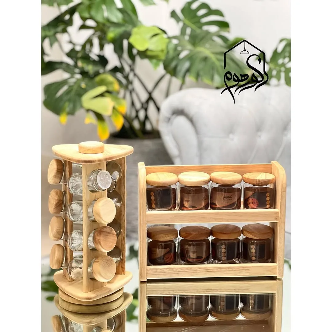 ست پاسماوری و جا ادویه استند چوبی، رنگ قهوه‌ای و کرم، جنس شیشه، چرخشی و استنددار