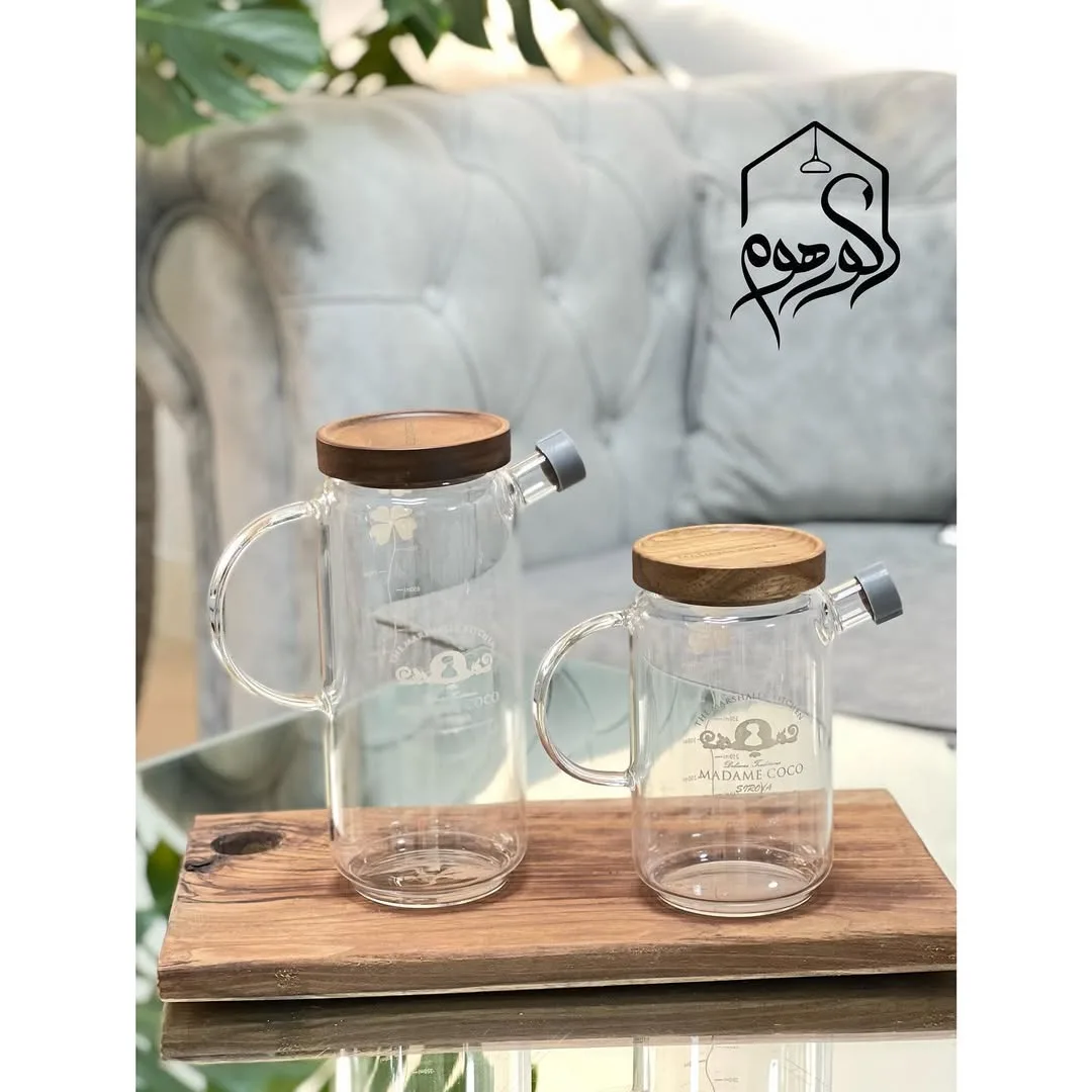 روغن ریز درب چوبی ۸۰۰ میل مادام کوکو، رنگ شفاف، جنس شیشه، دسته‌دار، با در