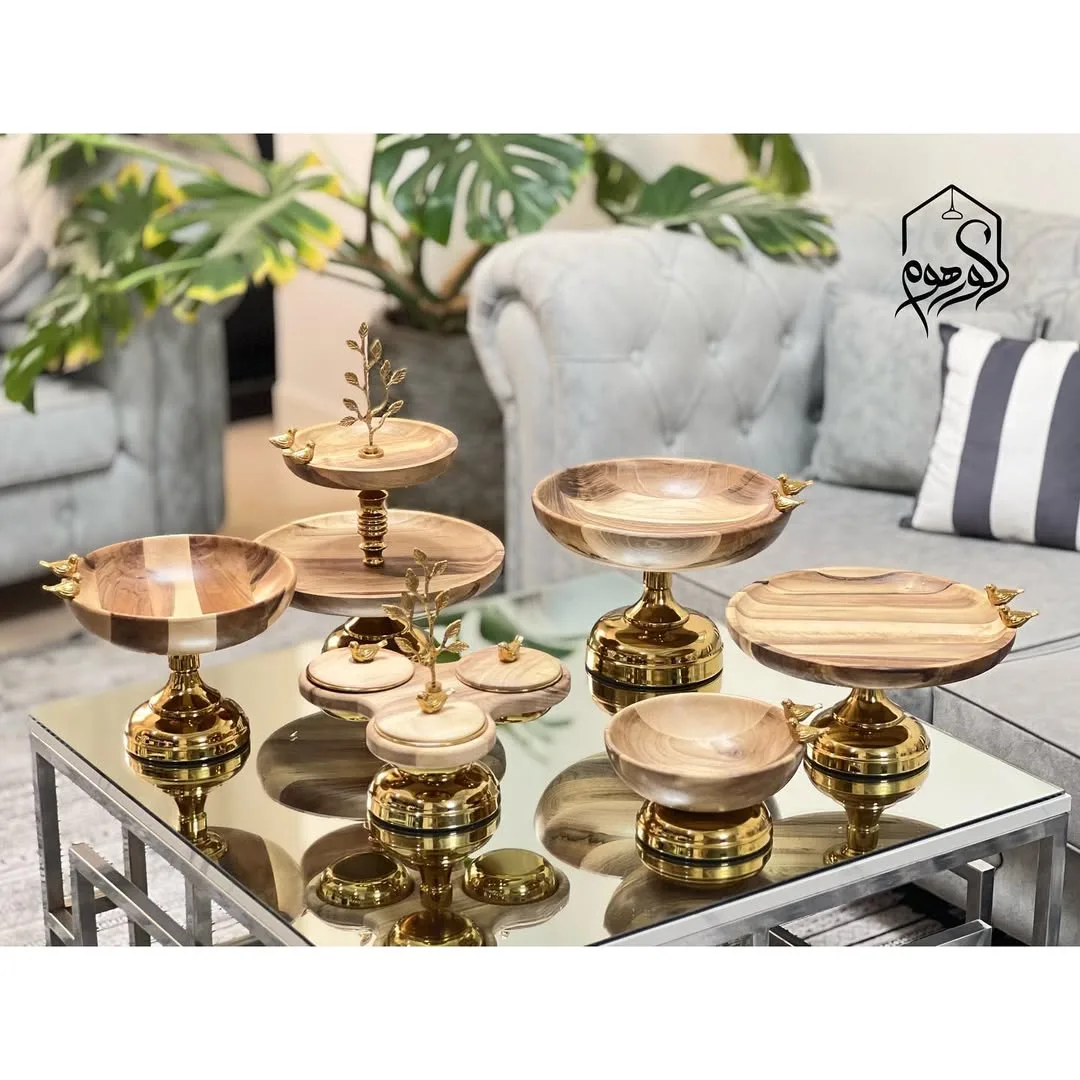 سرویس پذیرایی چوبی شش تکه، رنگ قهوه‌ای و طلایی، جنس فلز، کاسه‌ای پایه‌دار