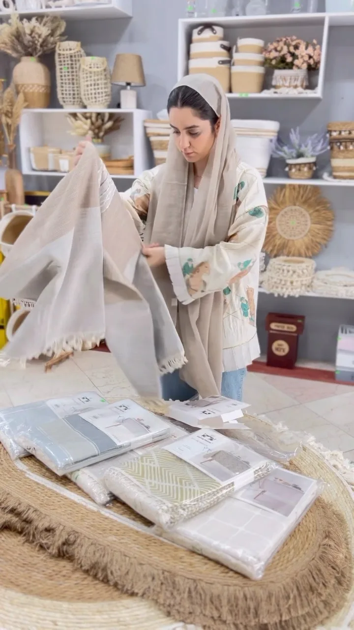 رومیزی ۱۴۰×۱۸۰ دنی هوم