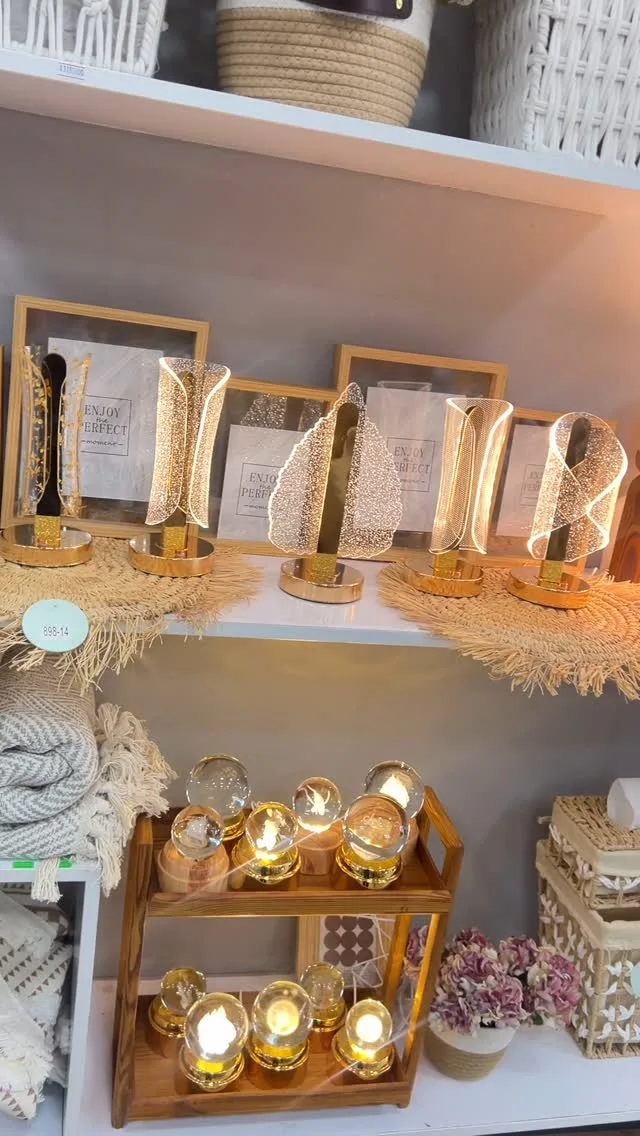 آباژور طرح کاج ۲۳ سانتی